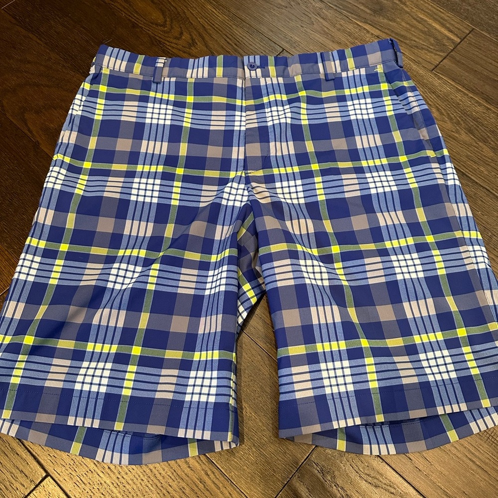 nike golf shorts size 36
